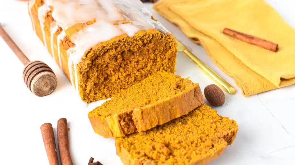 This 3 ingredient pumpkin bread is an easy moist pumpkin bread perfect to celebrate this time of the year. It's easy to make with minimal ingredients and takes barely 10 minutes to put together this fall.