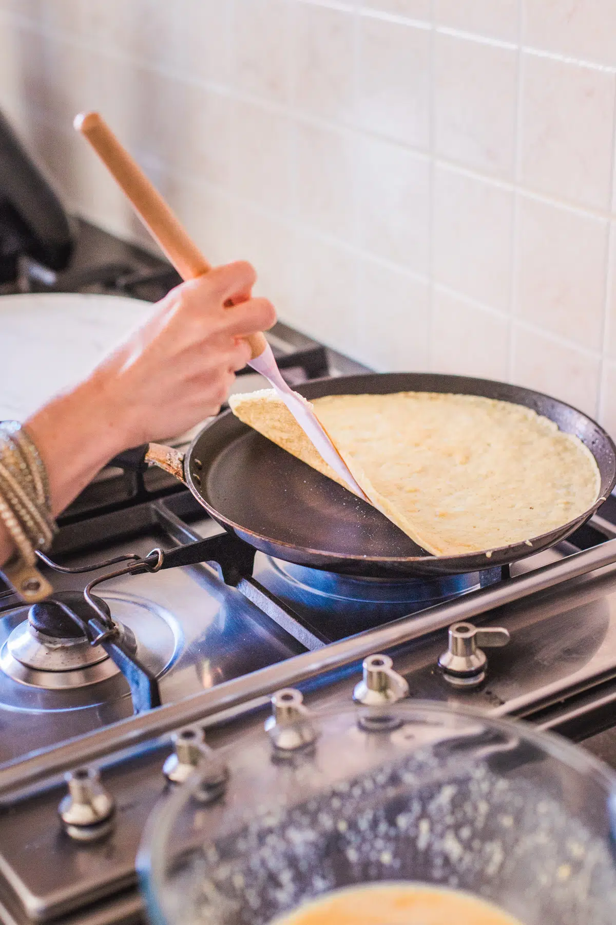 How to make thin crepes