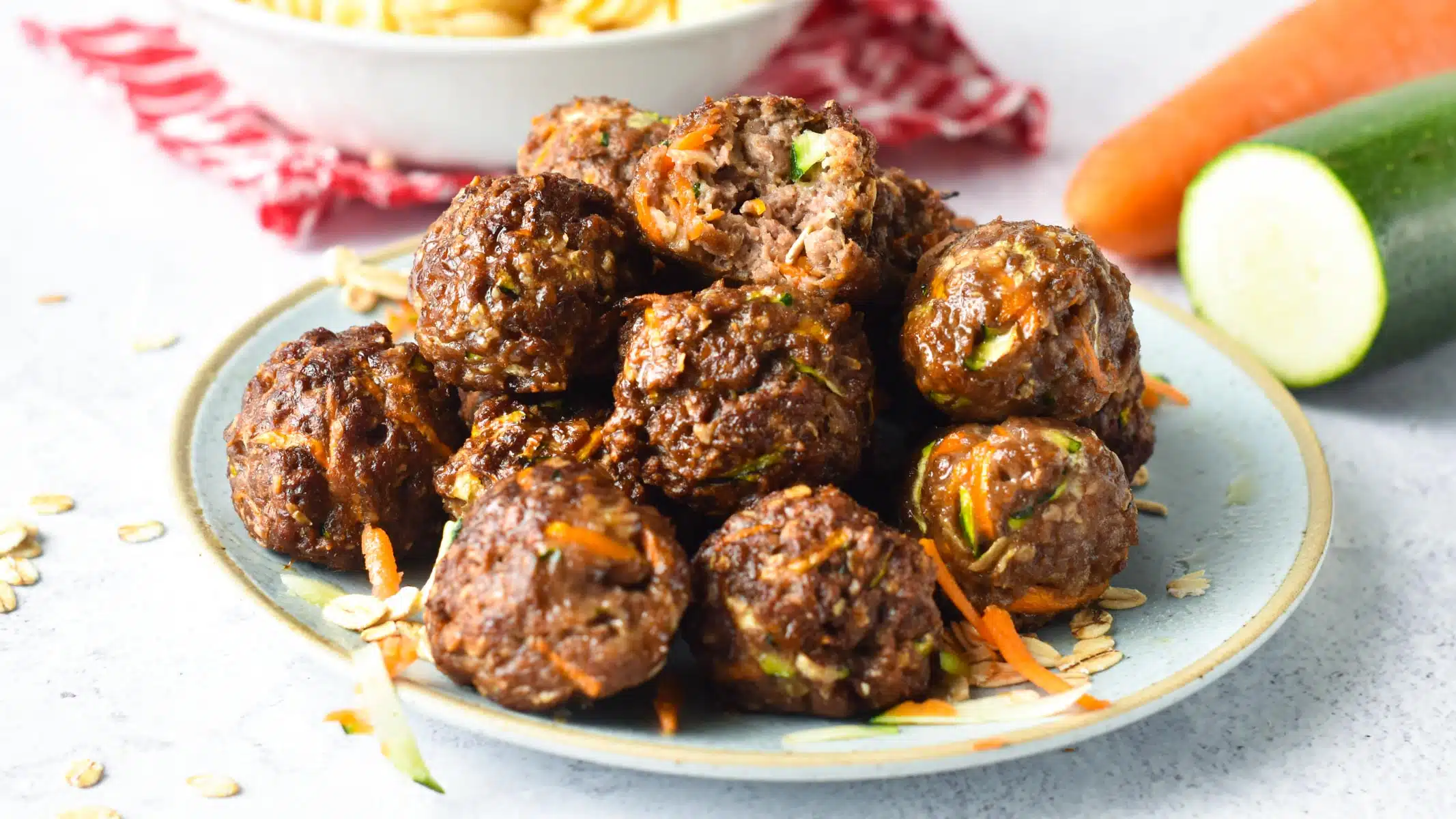 These Meatballs for dogs are easy healthy meatballs for your furry pet. They are packed with vegetables, lean ground meat, and fiber from oats.