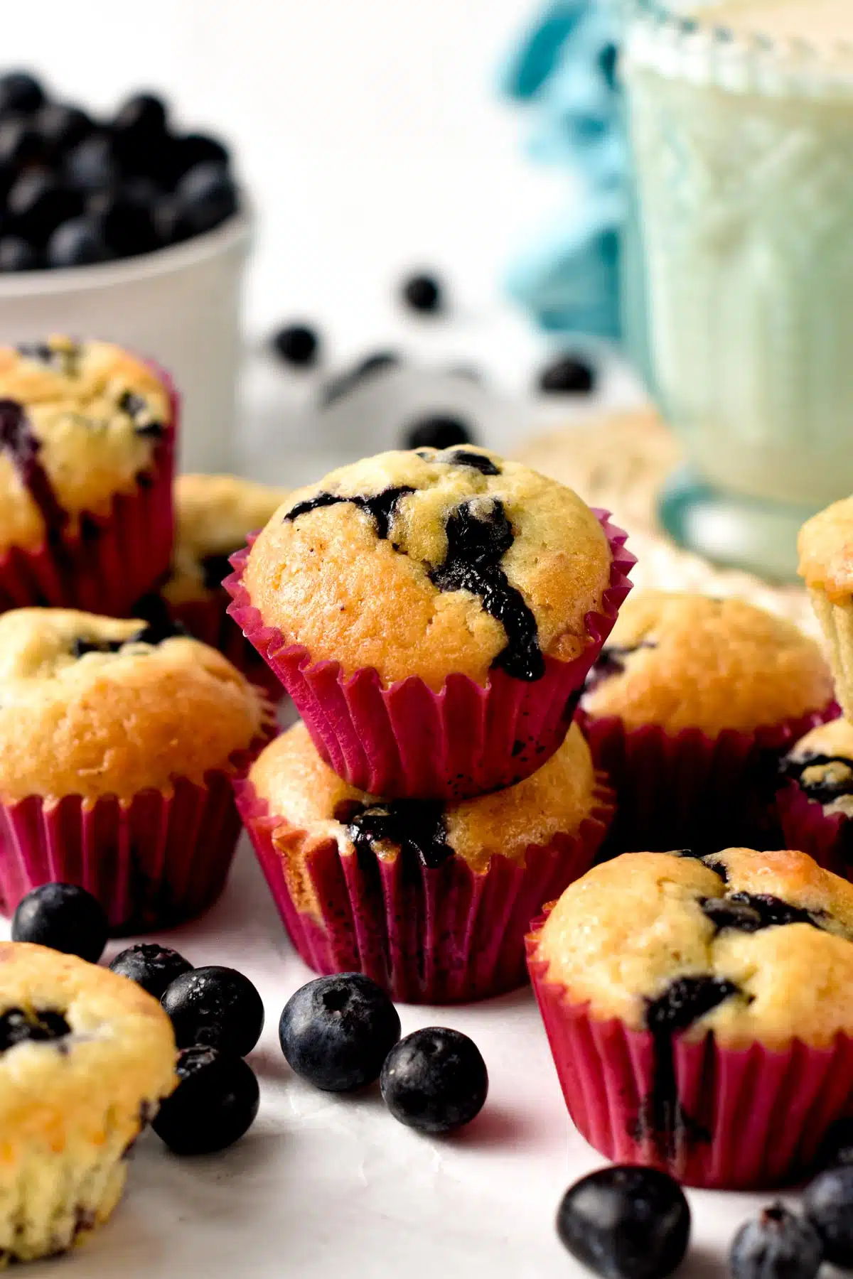 These mini blueberry muffins are tasty small-serve blueberry muffins filled with juicy blueberries and fluffy vanilla crumbs. They are perfect for kids' lunchboxes or small hands.These mini blueberry muffins are tasty small-serve blueberry muffins filled with juicy blueberries and fluffy vanilla crumbs. They are perfect for kids' lunchboxes or small hands.