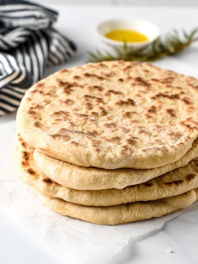 3-Ingredient Flatbread Is The Bread Recipe You Need For Curries