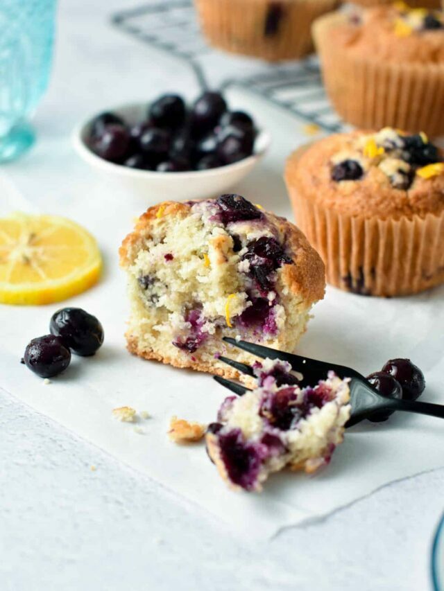 Old-Fashioned Blueberry Muffins