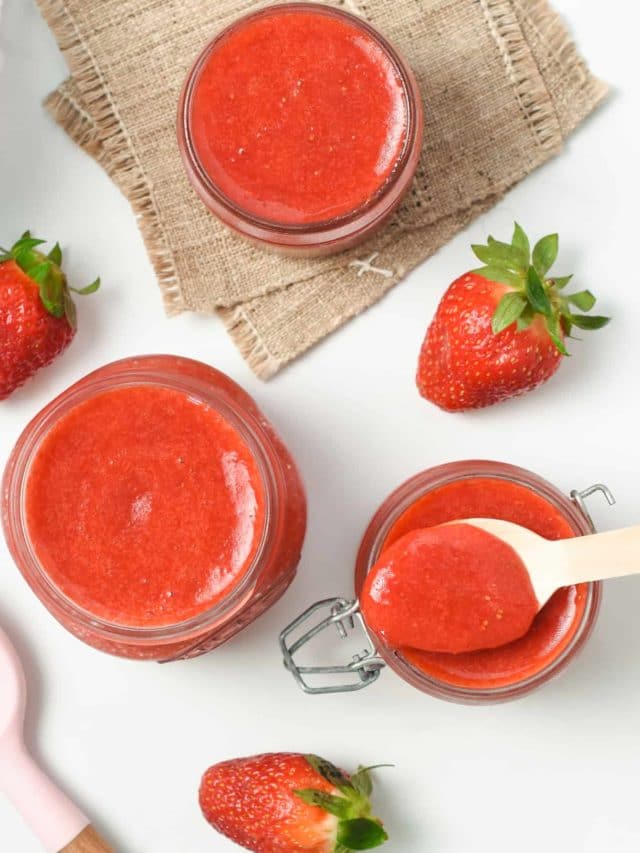 cropped-Strawberry-Puree-for-Kids-3-Ingredient-Kid-Snack-Busy-Little-Kiddies-8.jpg