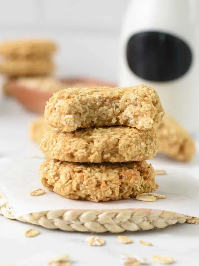 The Impossible 2-Ingredient Oatmeal Cookies