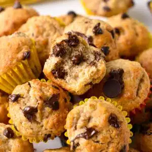 mini banana chocolate chip muffins